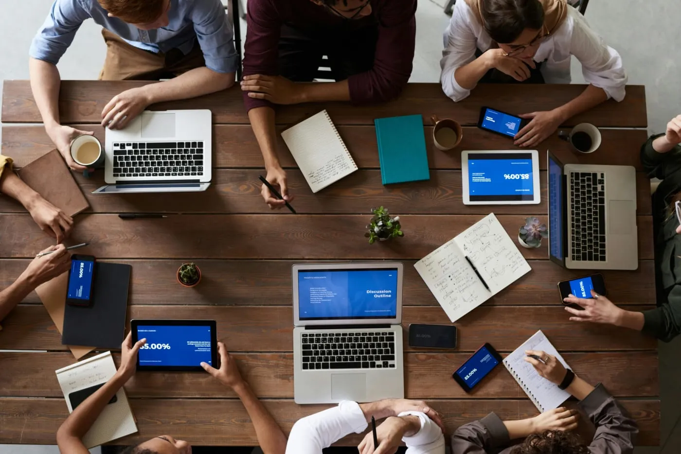 Key criteria and factors for successful projects in project management